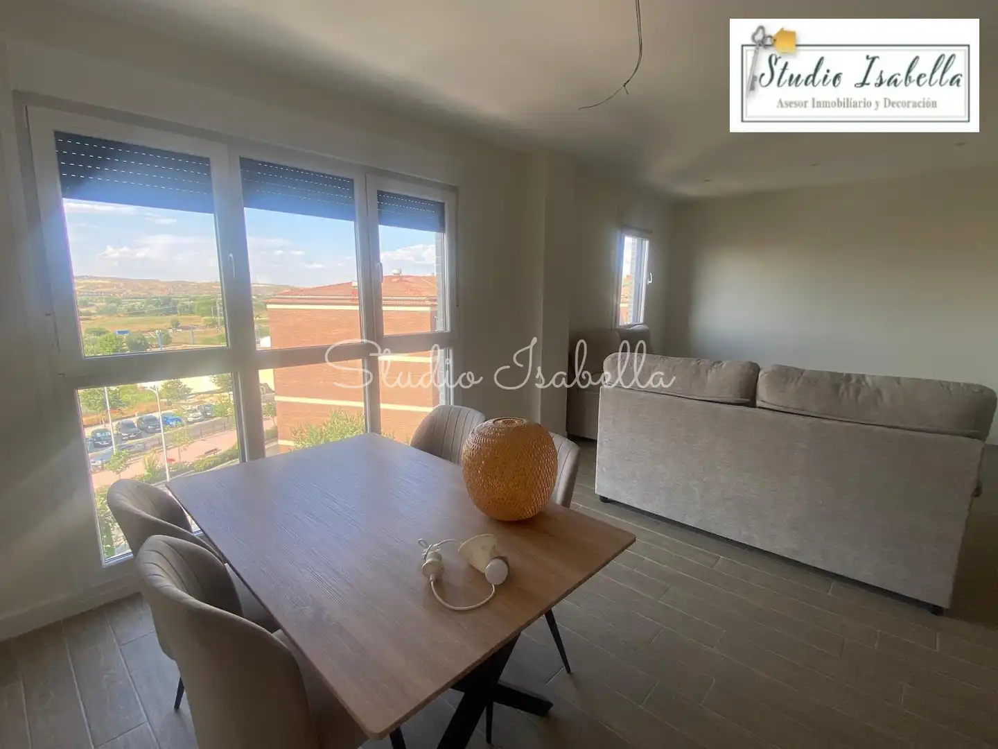 Bedroom of Duplexes for share in Toledo  with Air Conditioner, Heating and Terrace