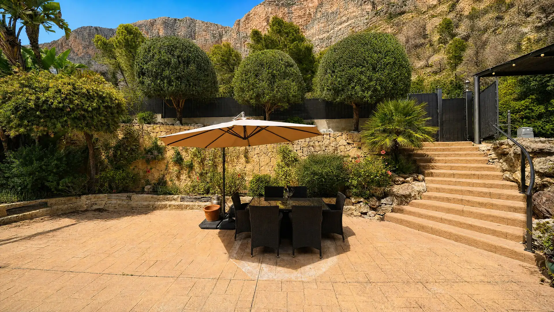 Terrace of Country homes for sale in Montgó - Ermita