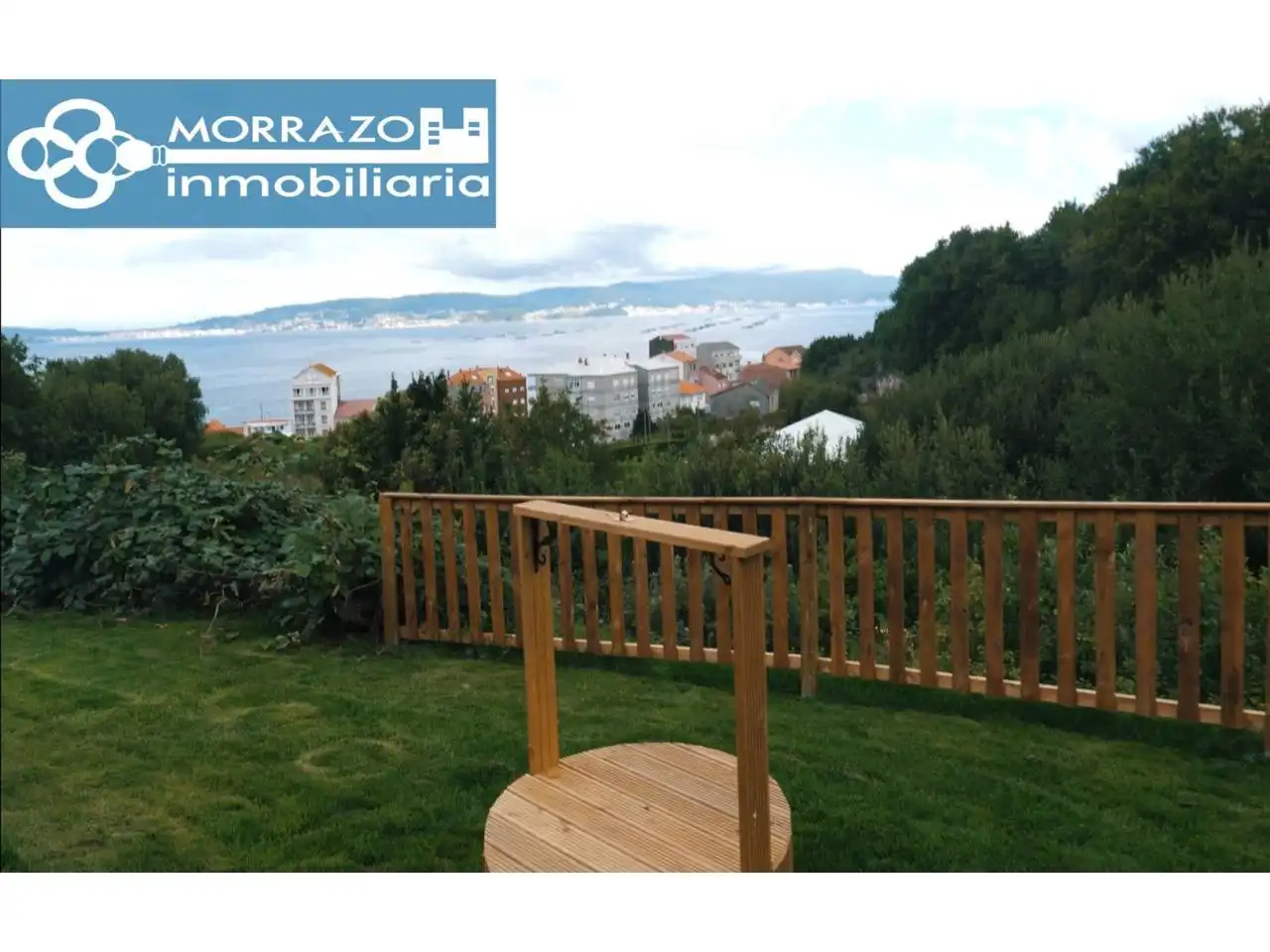 Jardí de Casa o xalet en venda en Bueu amb Calefacció, Terrassa i Moblat