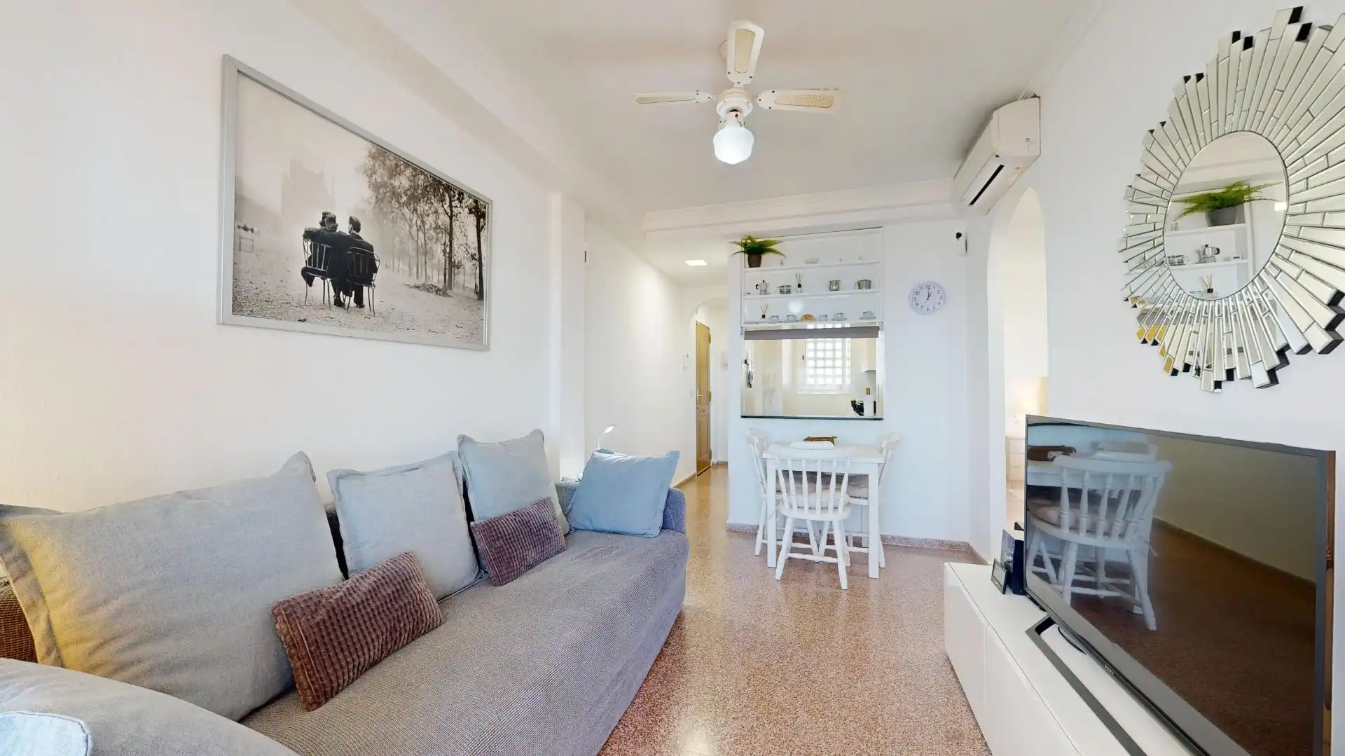 Sala d'estar de Apartament de lloguer en Elche / Elx amb Aire condicionat, Calefacció i Terrassa