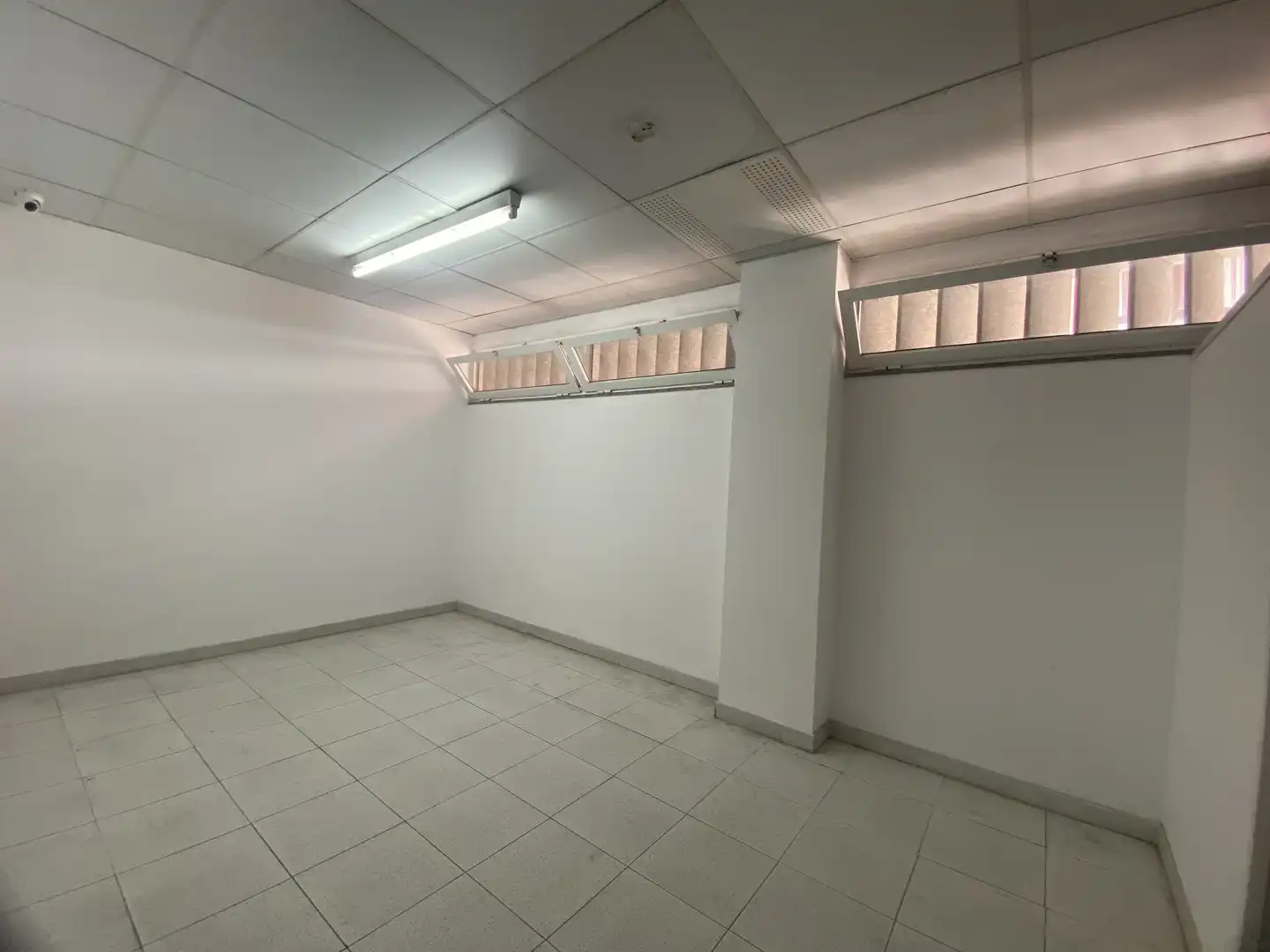 Local comercial en alquiler en Calle Don Pedro Infinito 153, imagen 12