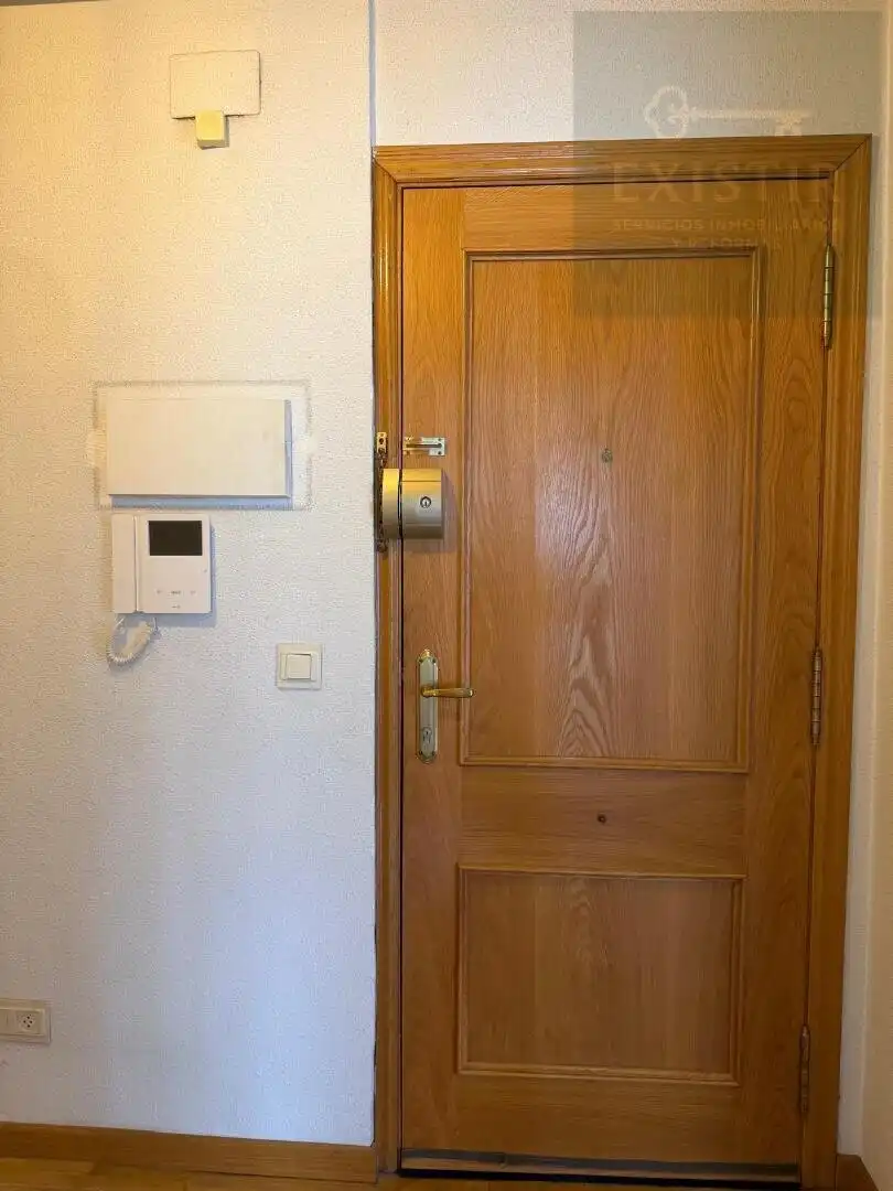 Piso en venta en Ave María