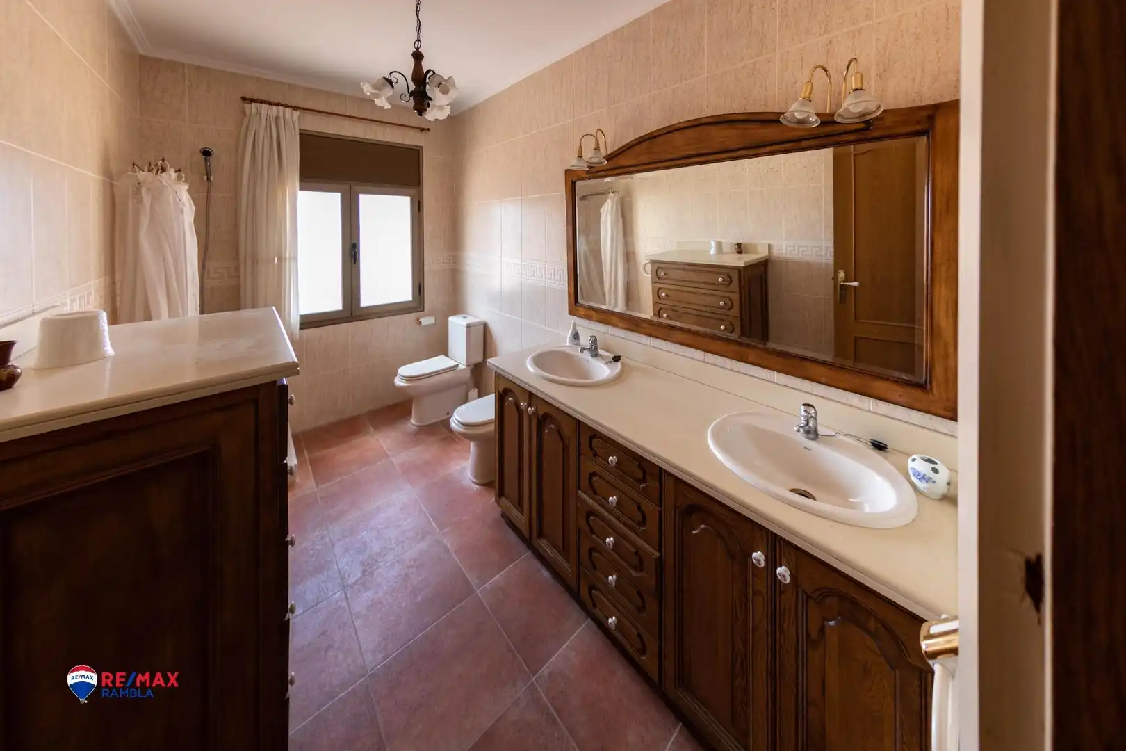 Bathroom of Houses for sale in Valls