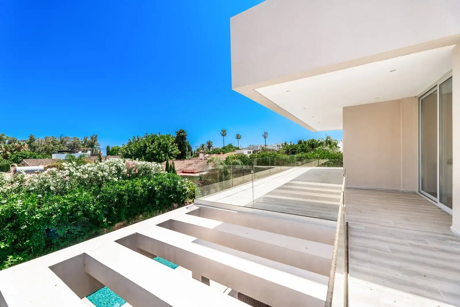Chalet con piscina en venta en Avenida Marqués del Duero 82, imagen 20