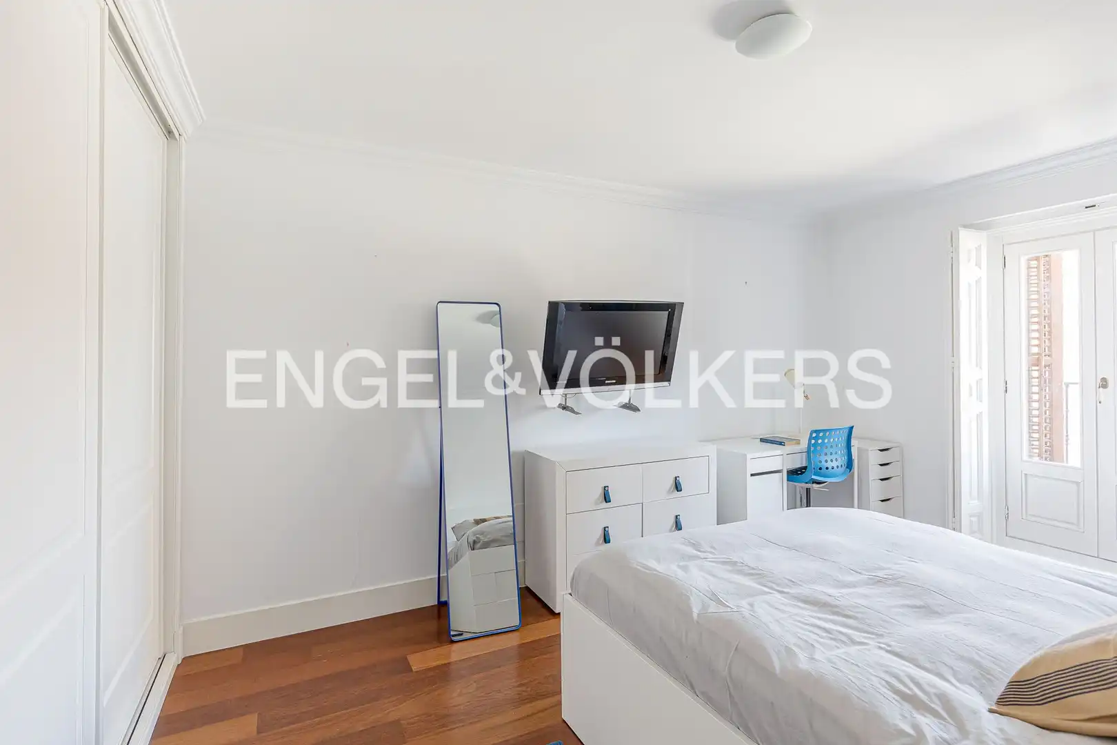 Flat for rent in Madrid  with Air Conditioner, Heating and Balcony
