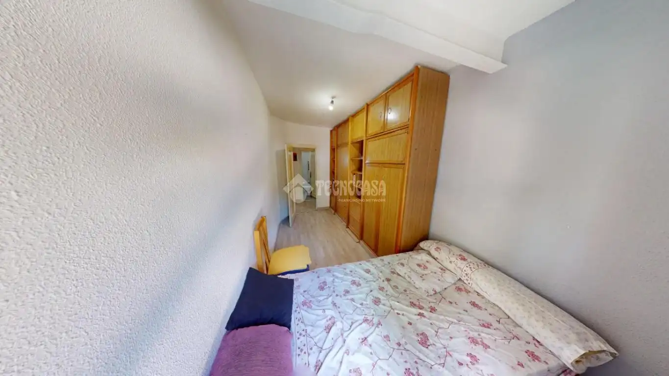 Flat for sale in Flores