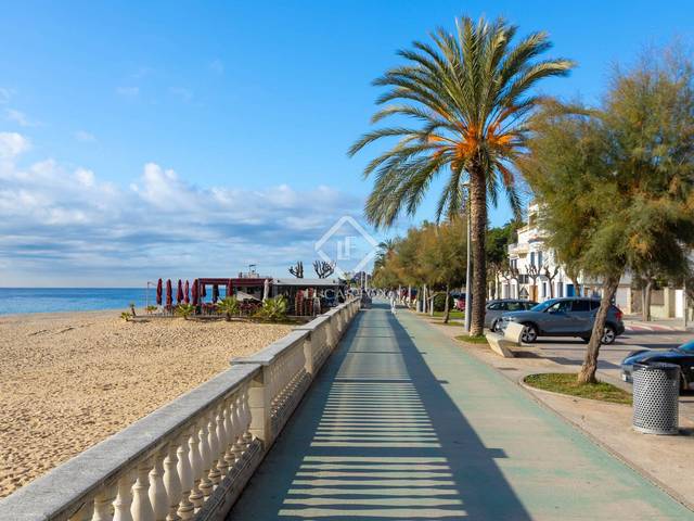 Casa-chalet en Venta en Caldes d'Estrac