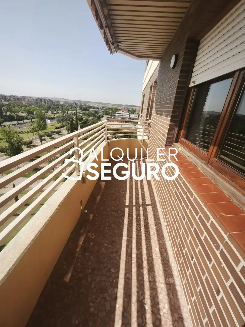 Terrasse von Wohnung zur Miete in Zaragoza mit Heizung, Terrasse und Abstellraum