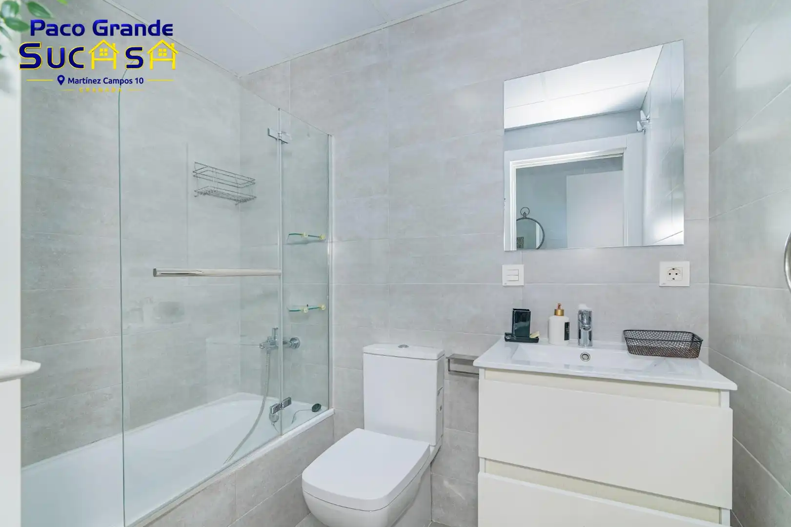 Bathroom of Flat for sale in Poniente