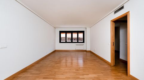 Foto 3 de Piso en venta en Andrés de Urdaneta, 10, Legazpi, Madrid Capital