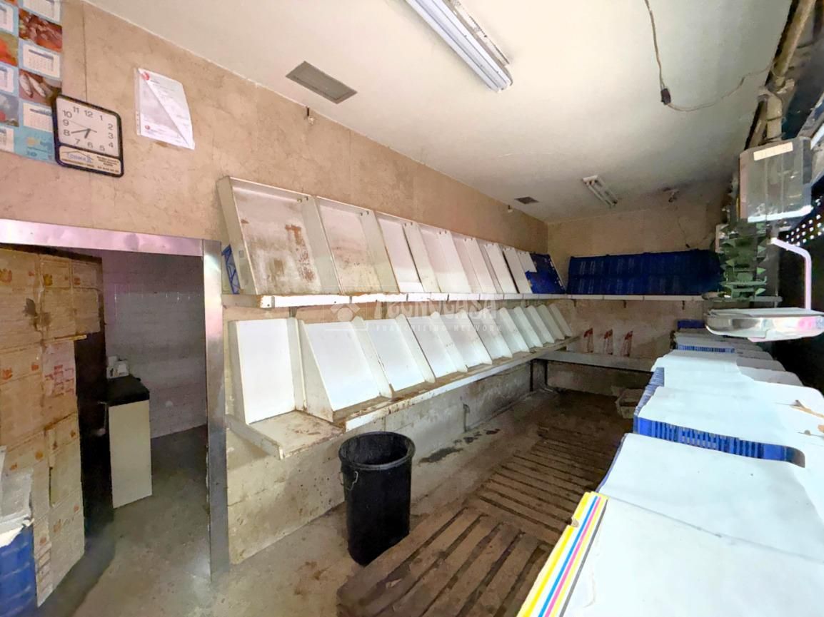 Premises for sale in Alcorcón  with Air Conditioner
