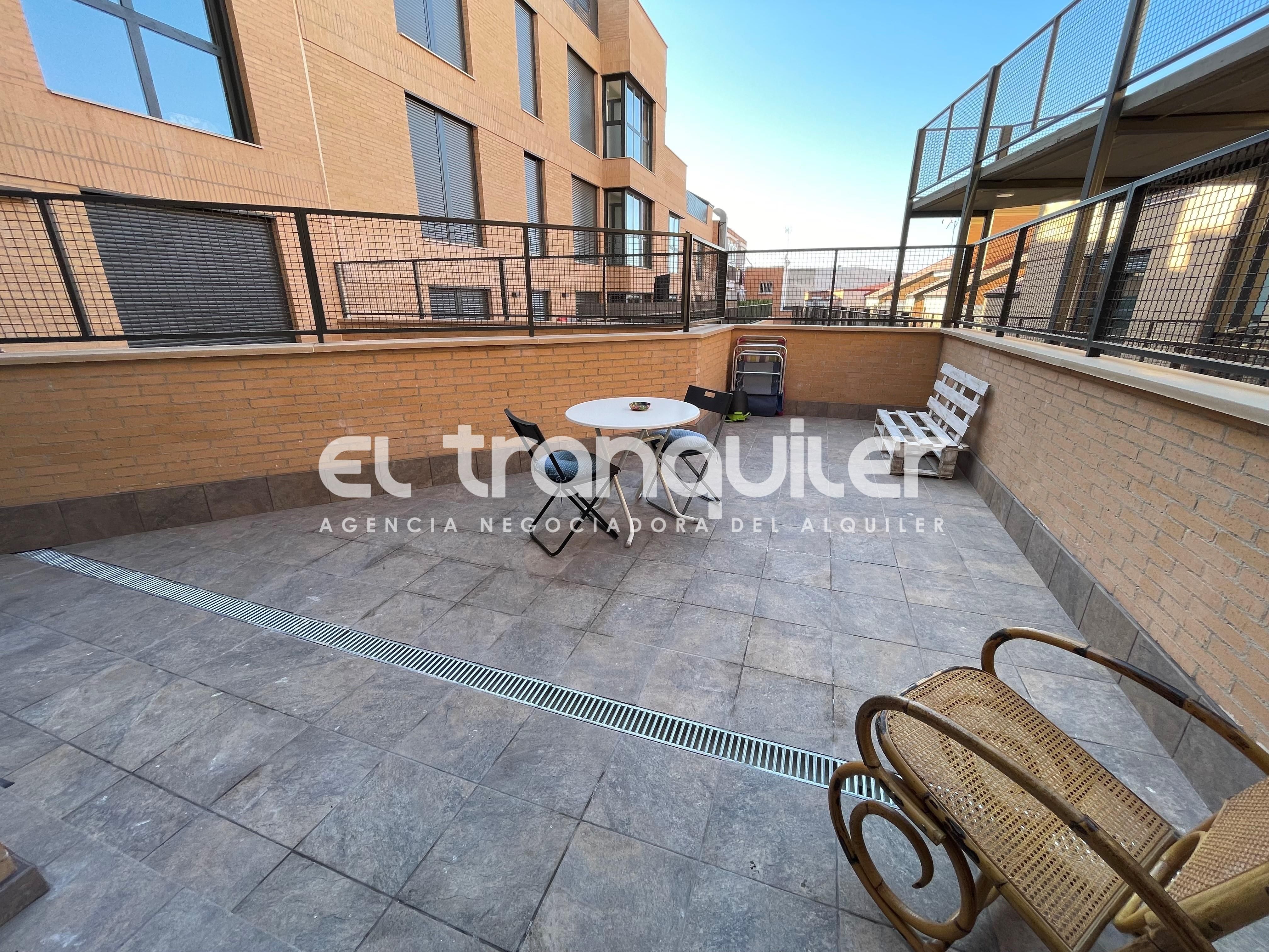 Terrassa de Pis en venda en San Sebastián de los Reyes amb Aire condicionat, Jardí privat i Traster