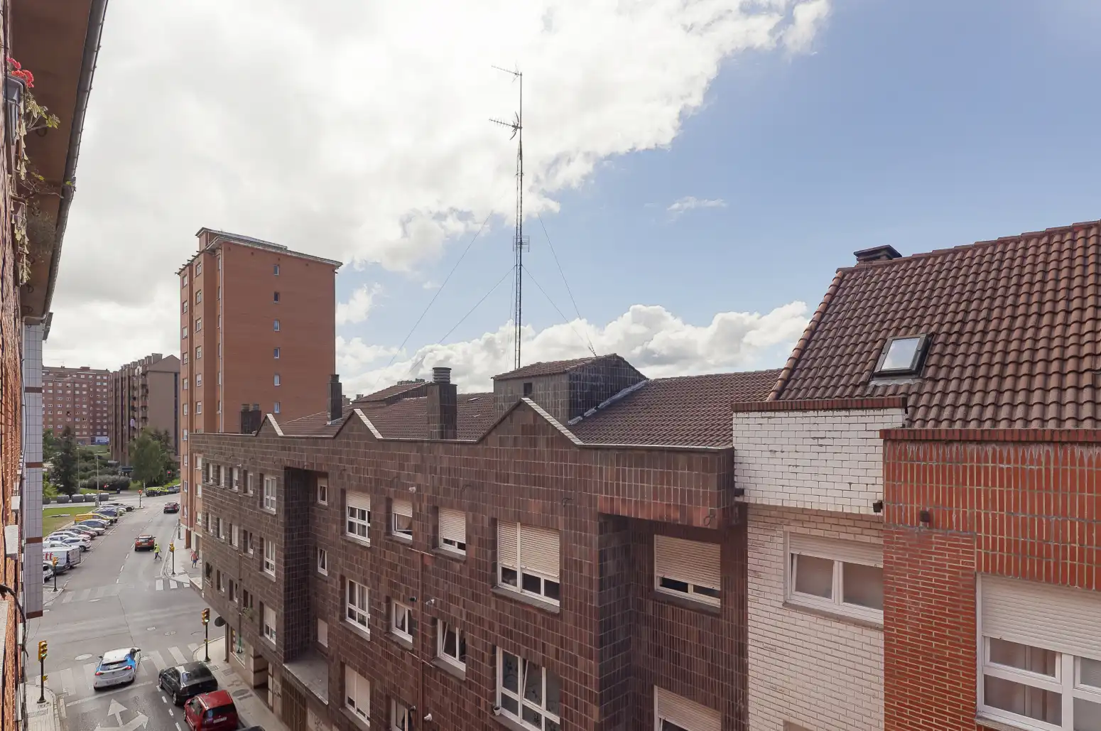 Außenansicht von Wohnung zum Verkauf in Gijón  mit Heizung und Abstellraum