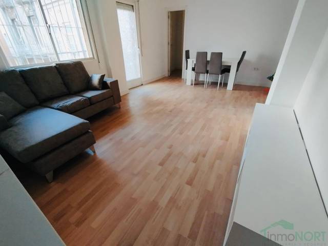 Piso en Alquiler en Casco Antiguo