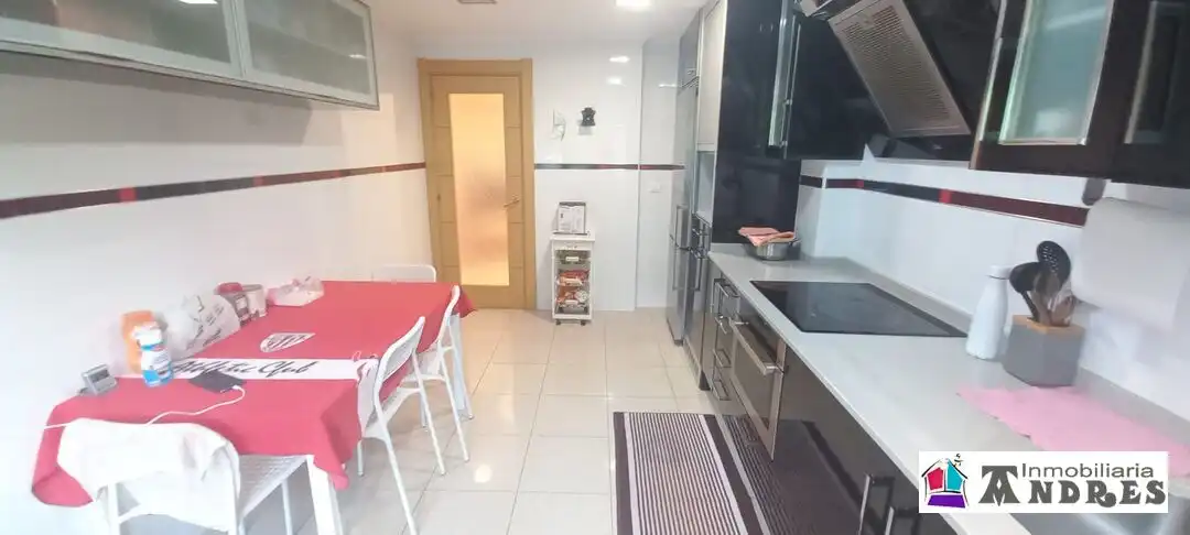 Cocina de Piso en venta en Bermeo con Calefacción, Amueblado y Balcón