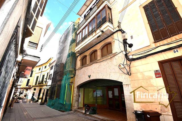 Casa-chalet en Venta en Carrer Major en Felanitx Poble