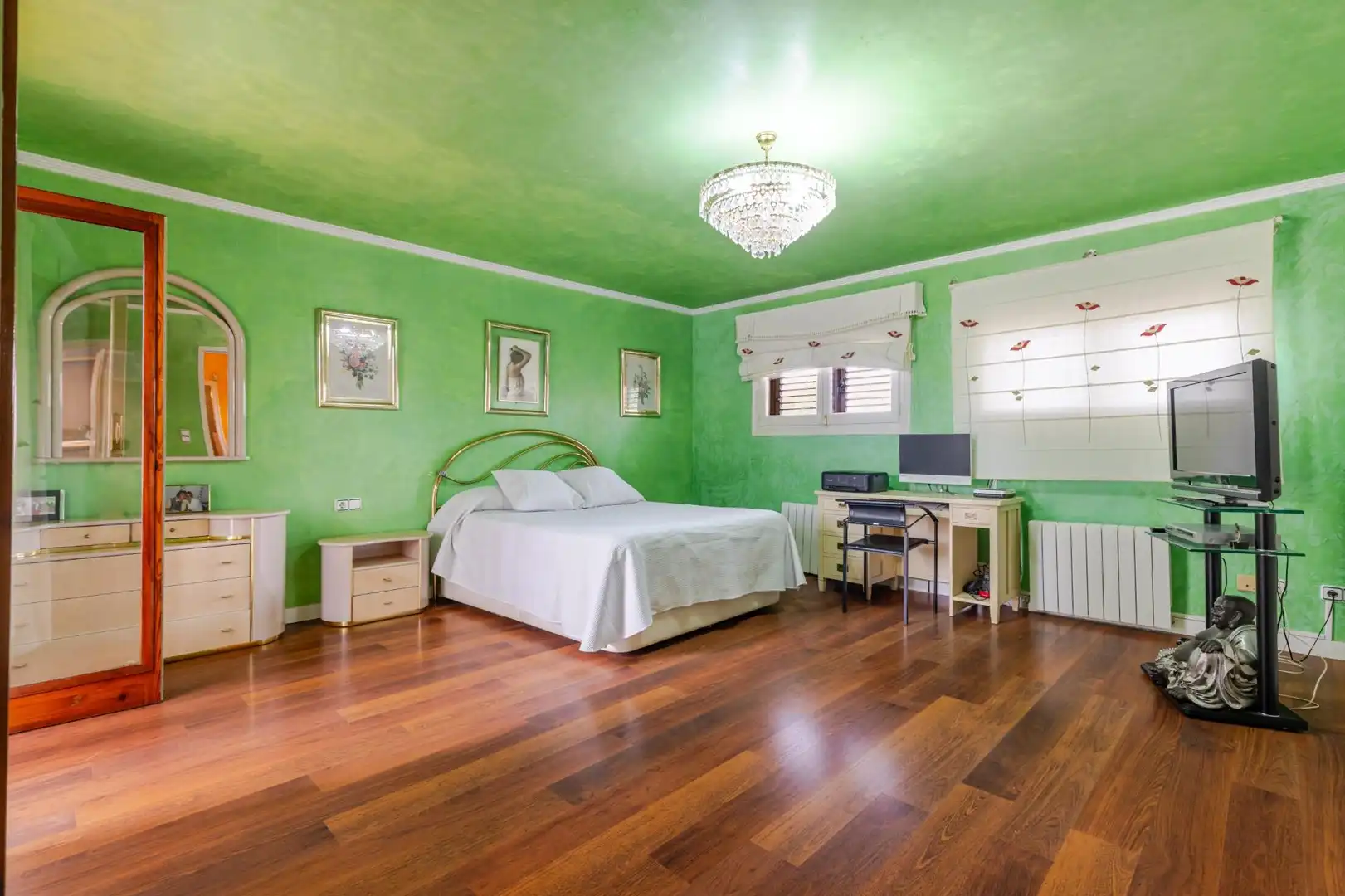 Bedroom of Houses for sale in L'Eliana  with Air Conditioner, Heating and Private garden