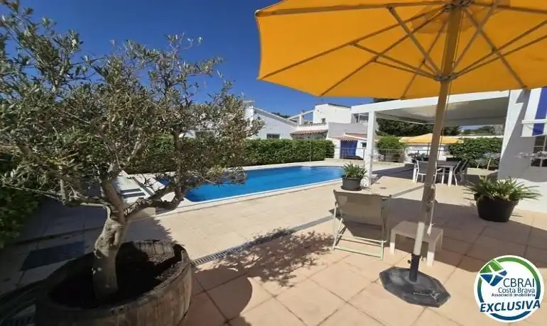 Casa in vendita a Montseny 82, imagen 4