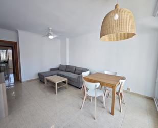 Sala d'estar de Pis de lloguer en Alicante / Alacant amb Terrassa, Moblat i Piscina comunitària