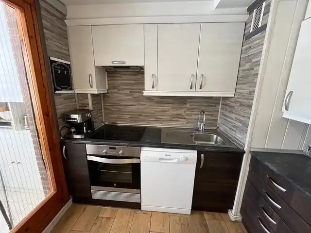 Cocina de Piso en venta en Zaragoza con Aire acondicionado, Calefacción y Parquet