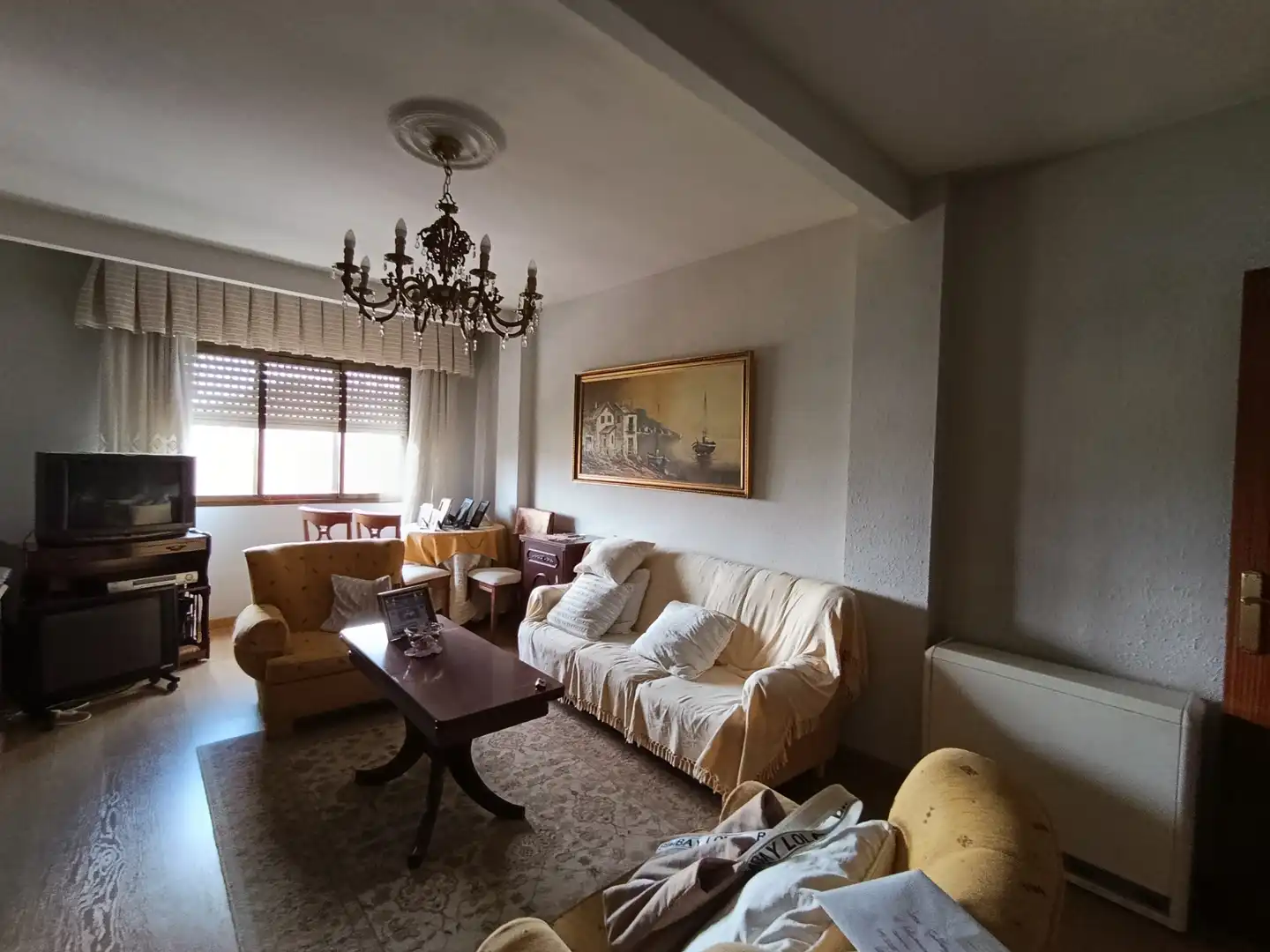 Sala de estar de Piso en venta en Benavente con Calefacción, Parquet y Terraza