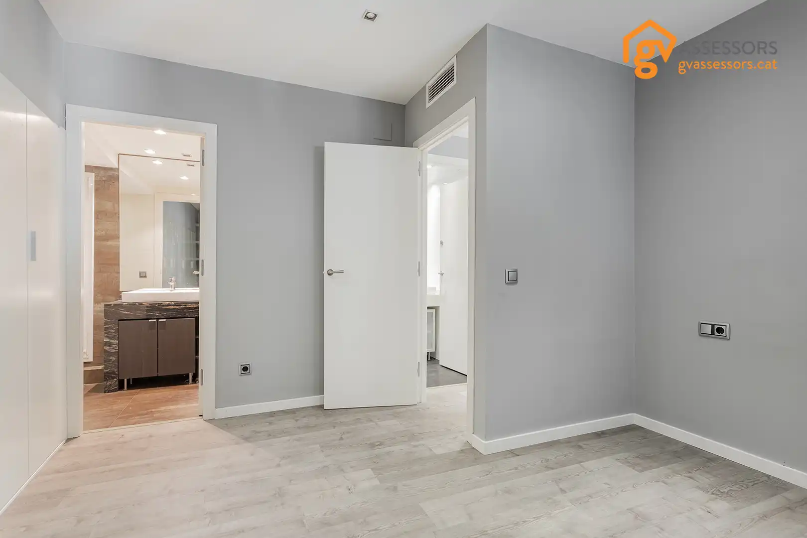 Piso en venta en Travessera de Dalt, La Salut