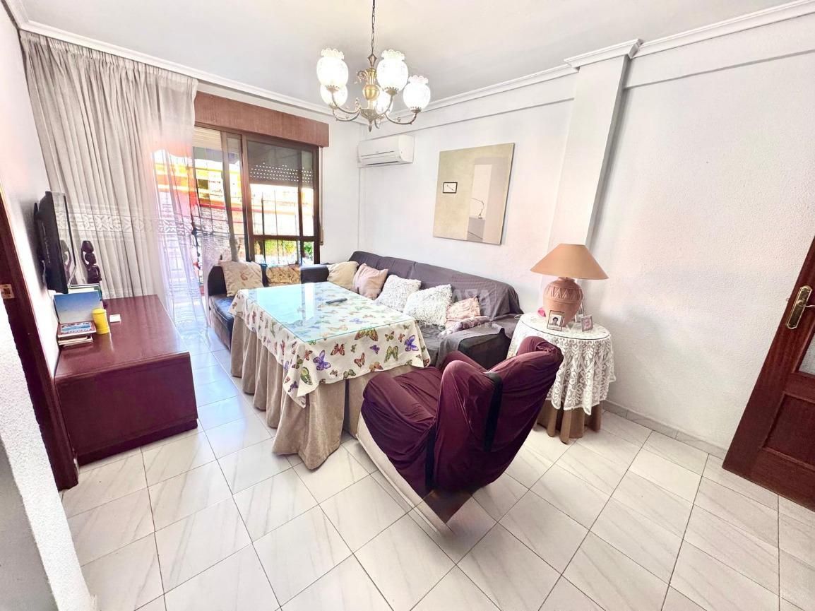 Living room of Flat for sale in  Córdoba Capital  with Air Conditioner, Heating and Terrace