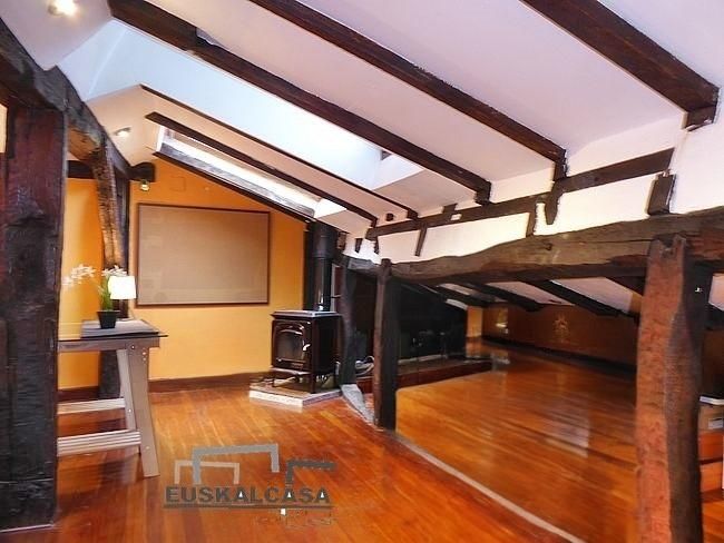 Pis en venda en Bilbao  amb Calefacció