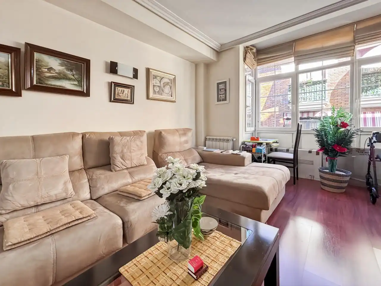 Sala de estar de Piso en venta en Collado Villalba con Calefacción, Terraza y Trastero