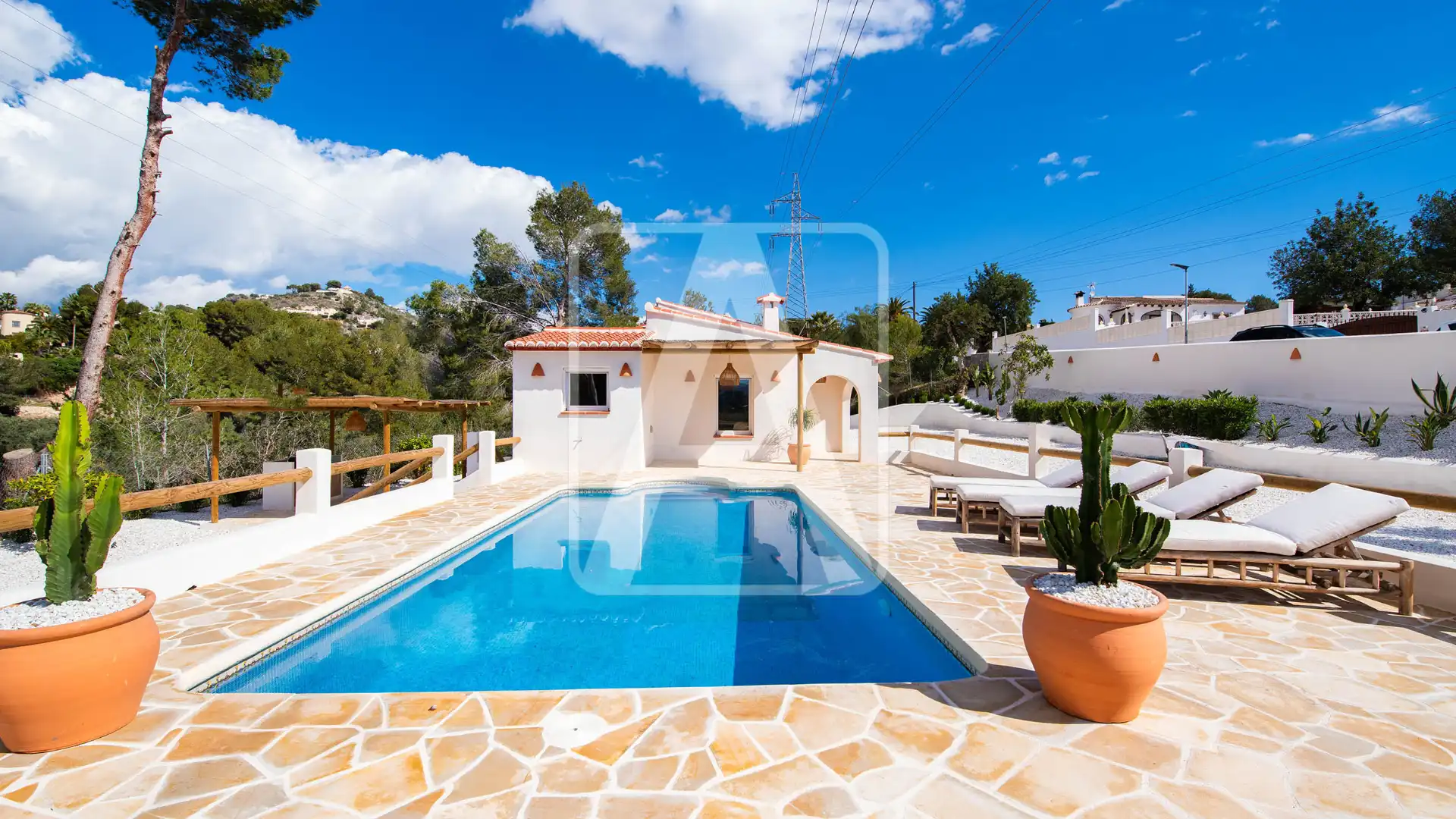 Vista exterior de Casa o chalet en venta en Calpe / Calp con Aire acondicionado, Jardín privado y Terraza