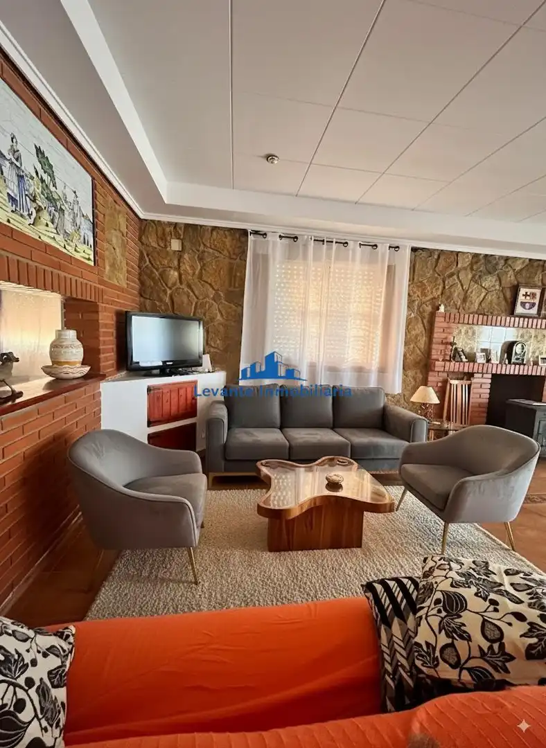 Chalet con piscina en venta en Godelleta, imagen 4
