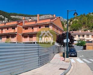 Vista exterior de Edifici en venda en Alcoy / Alcoi