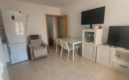 Living room of Flat for sale in Roquetas de Mar  with Air Conditioner, Furnished and Oven