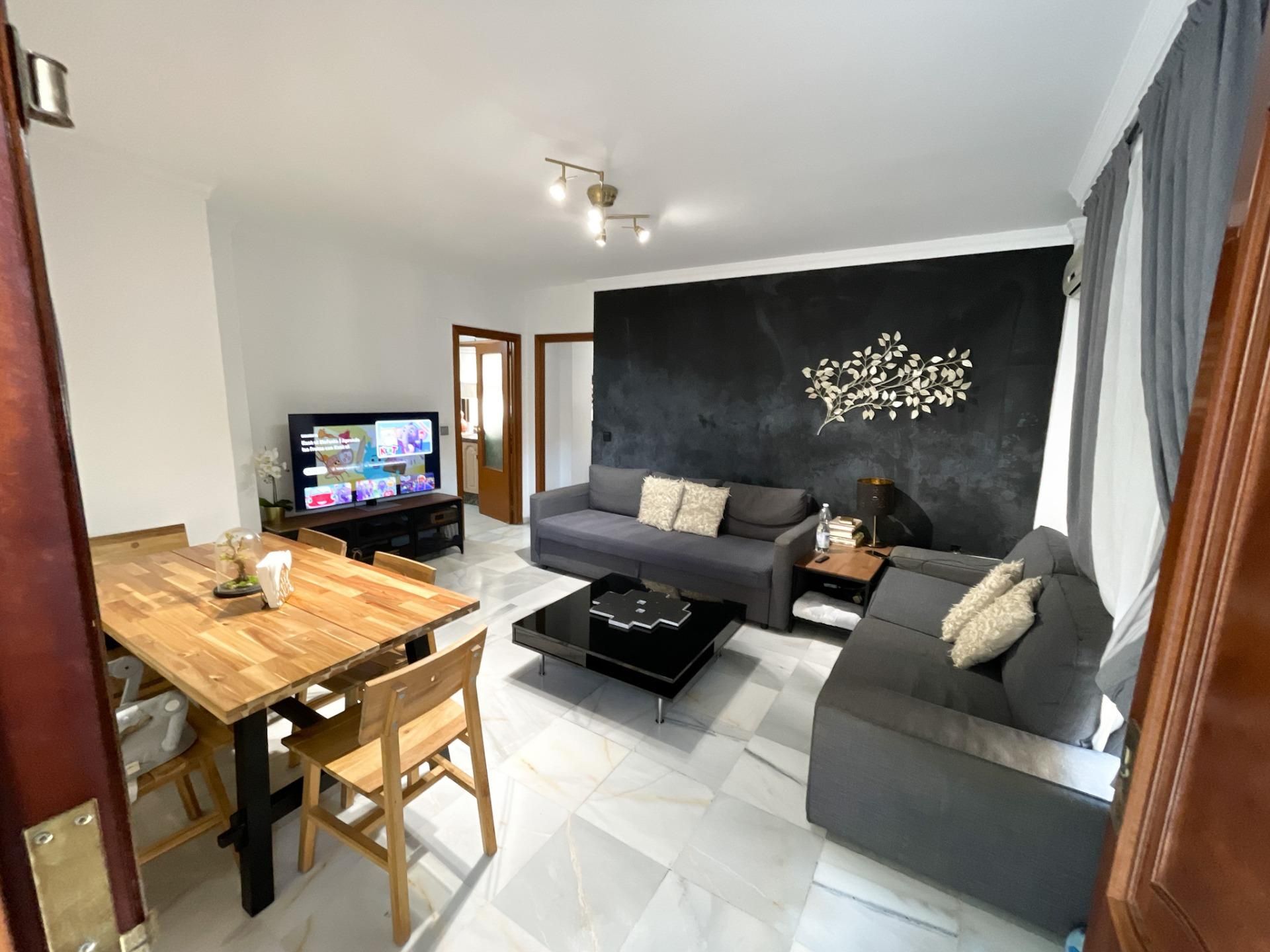 Flat for sale in Calle SAN JORGE, 29, El Molinillo - Capuchinos
