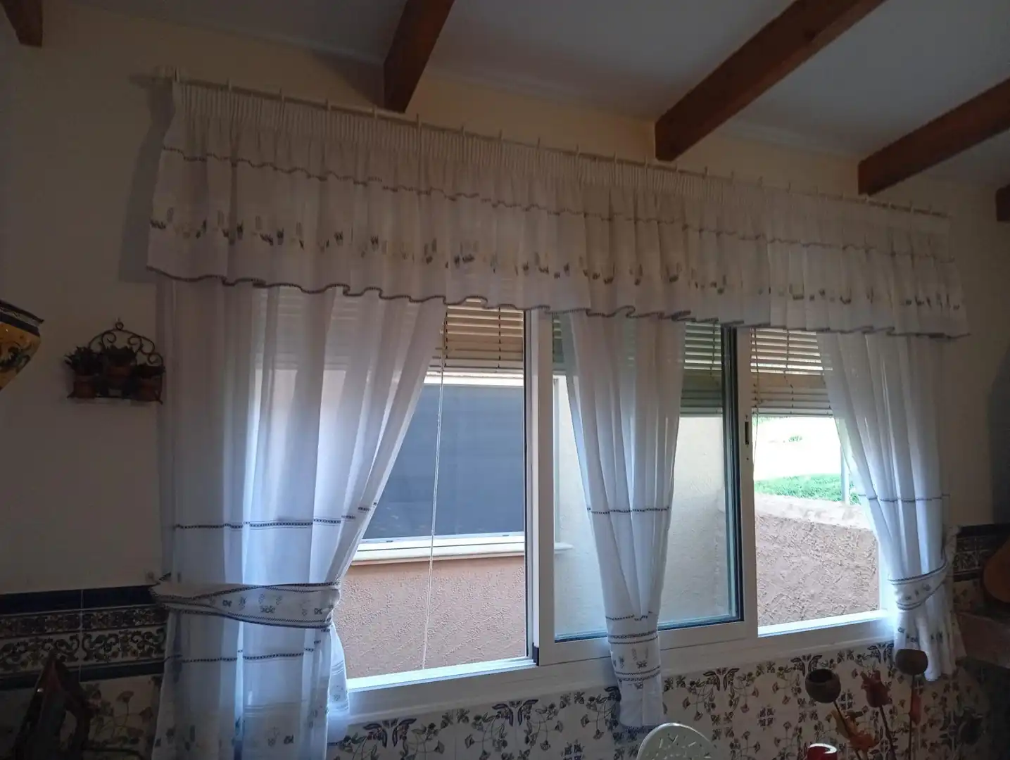Casa adosada en venda a Cortes - Huertas