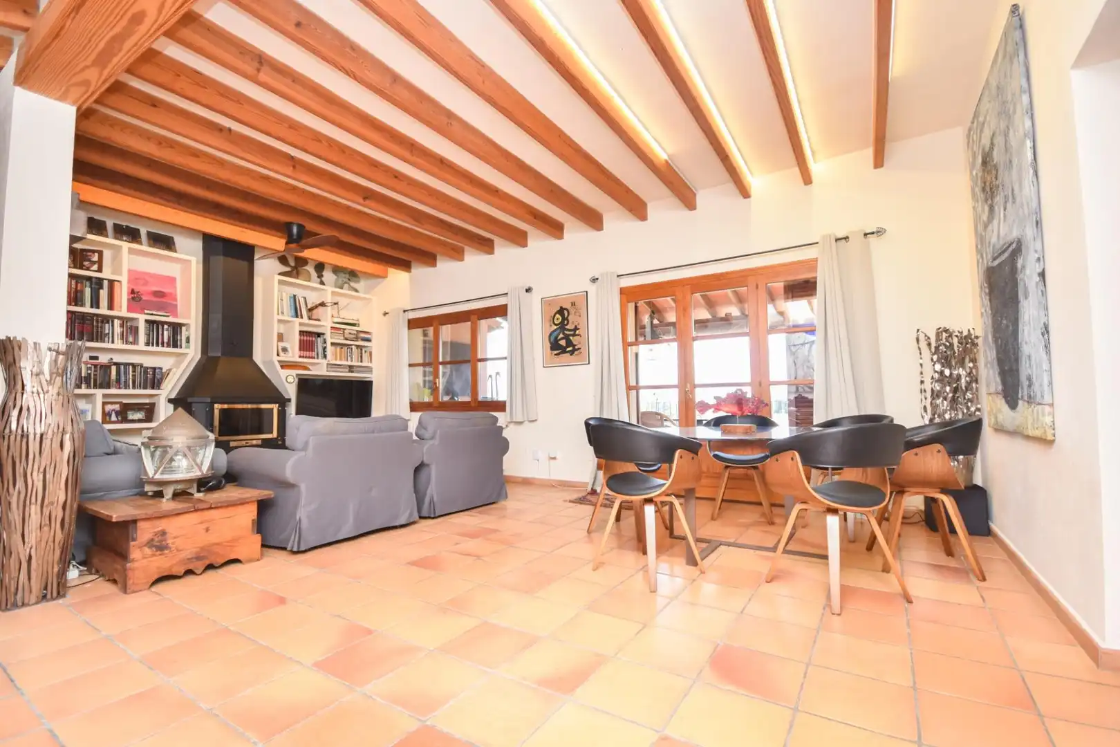 Sala d'estar de Finca rústica en venda en Puigpunyent amb Aire condicionat, Calefacció i Terrassa