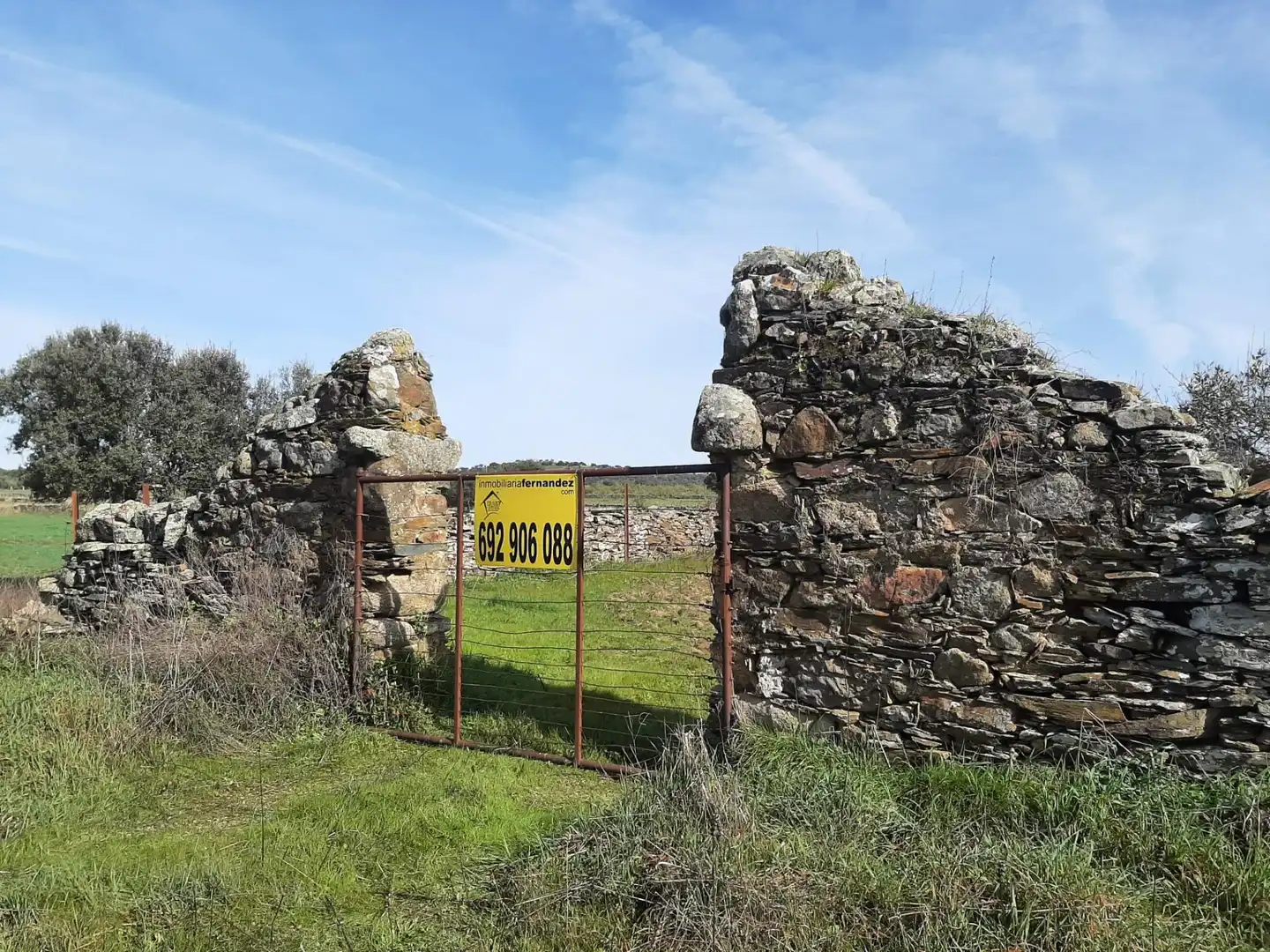 Grundstücke zum Verkauf in Botija
