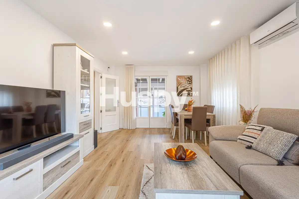 Casa pareada con terraza en venta en Calle Ramón M. del Valle Inclán, imagen 2