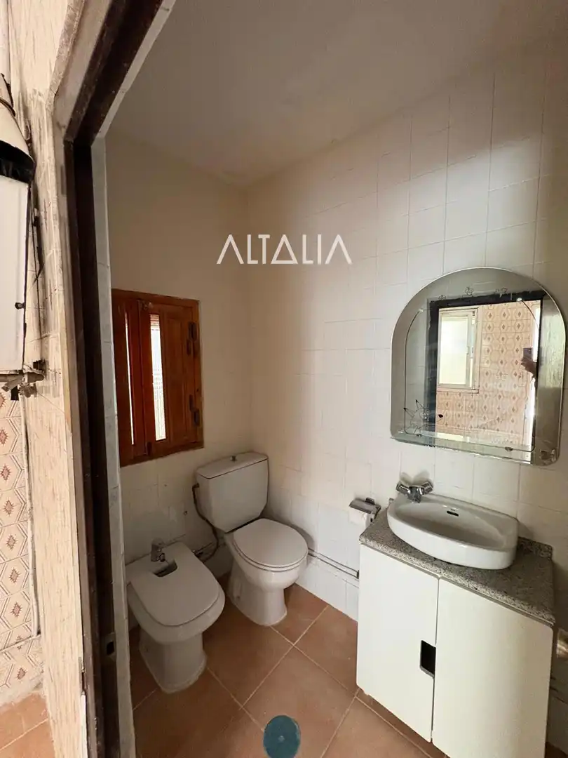 Baño de Casa o chalet en venta en Pozorrubio de Santiago con Calefacción y Jardín privado