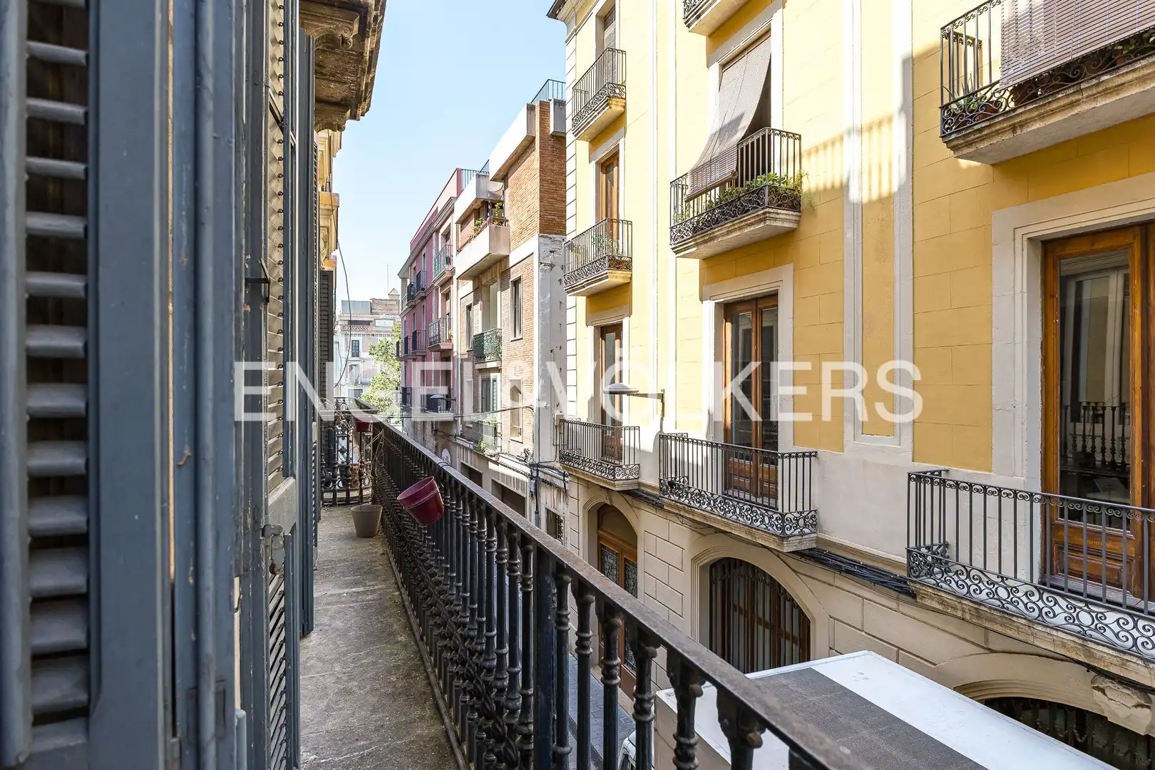 Vista exterior de Apartament en venda en Vilafranca del Penedès amb Calefacció, Moblat i Balcó
