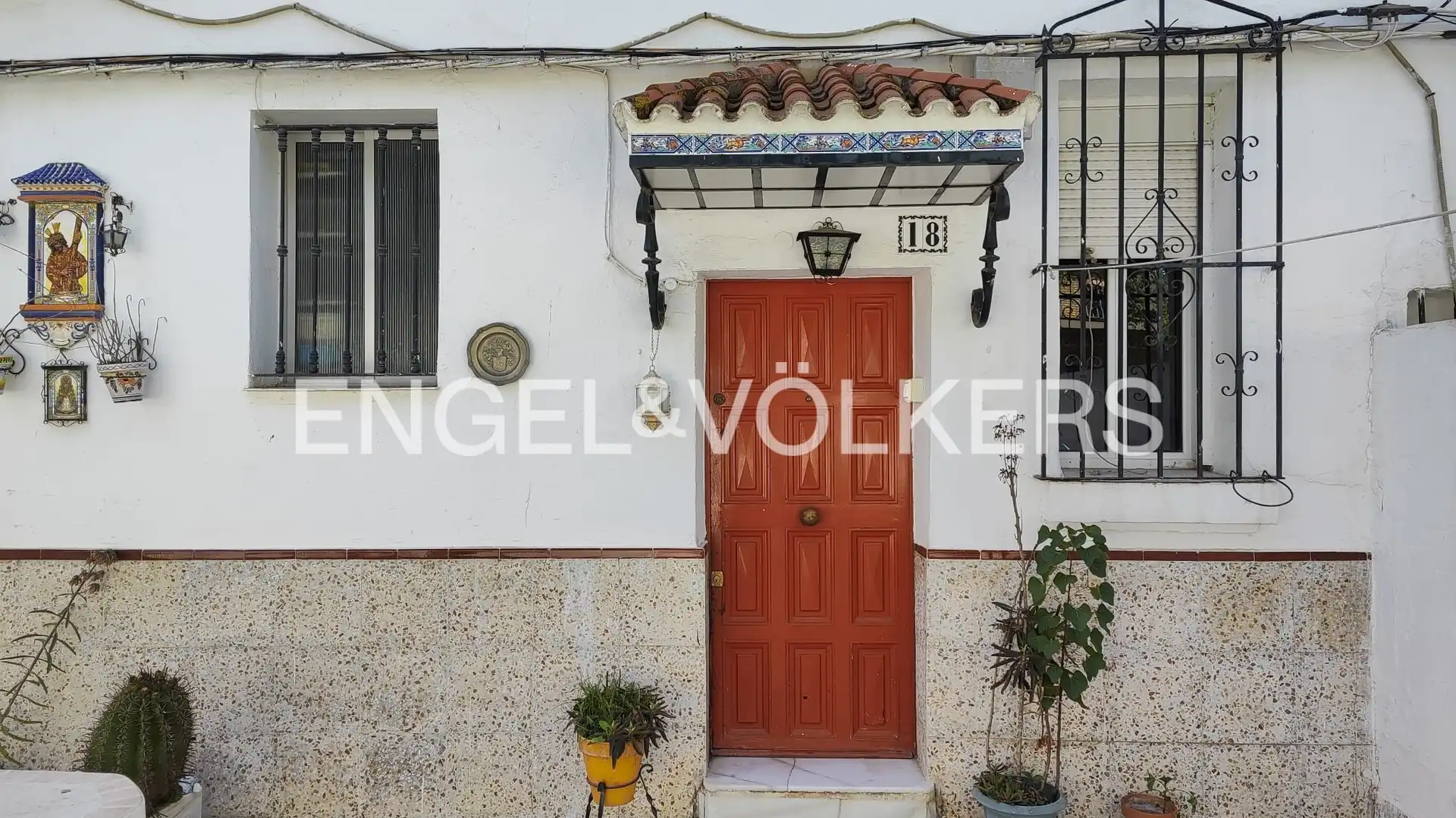 Exterior view of Flat for sale in  Sevilla Capital  with Heating