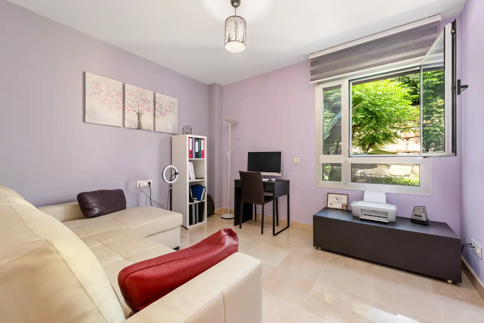 Sala de estar de Apartamento en venta en Benahavís con Aire acondicionado, Terraza y Piscina