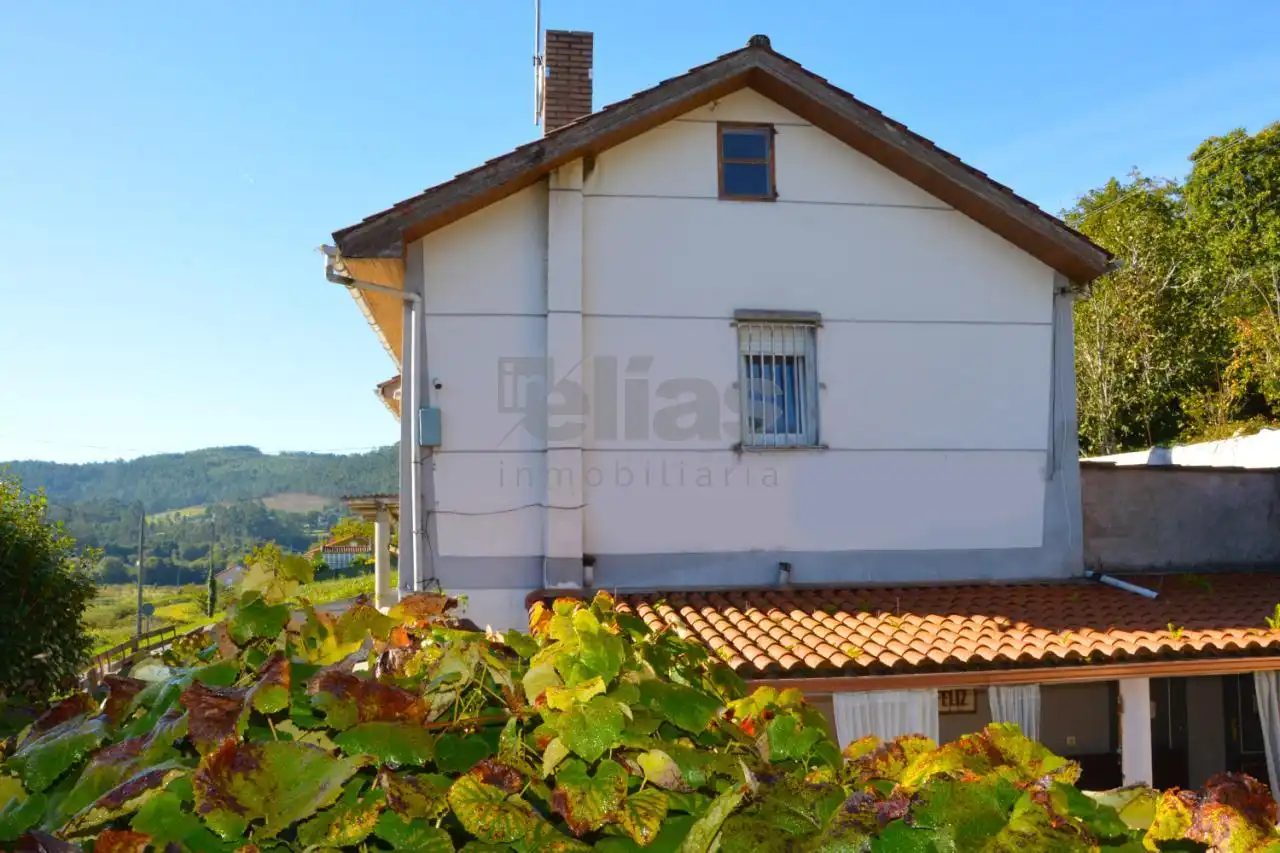 Exterior view of Houses for sale in Cabana de Bergantiños  with Heating and Private garden