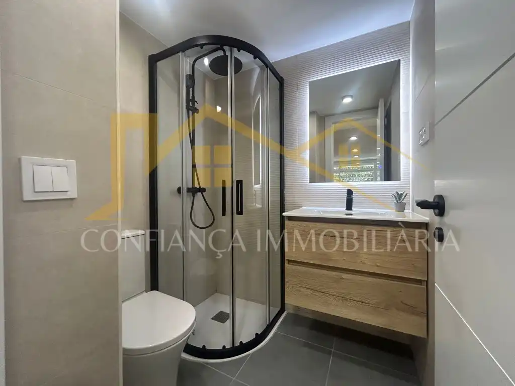 Baño de Local en venta en Caldes d'Estrac