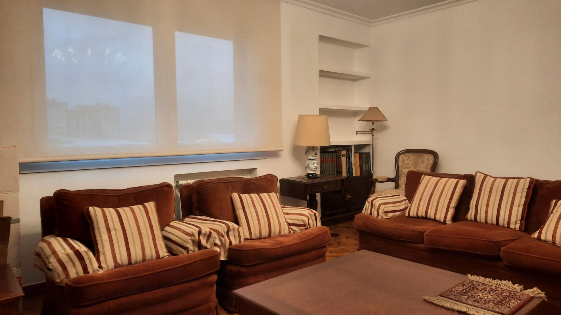 Sala d'estar de Pis de lloguer en Vigo  amb Calefacció, Parquet i Terrassa