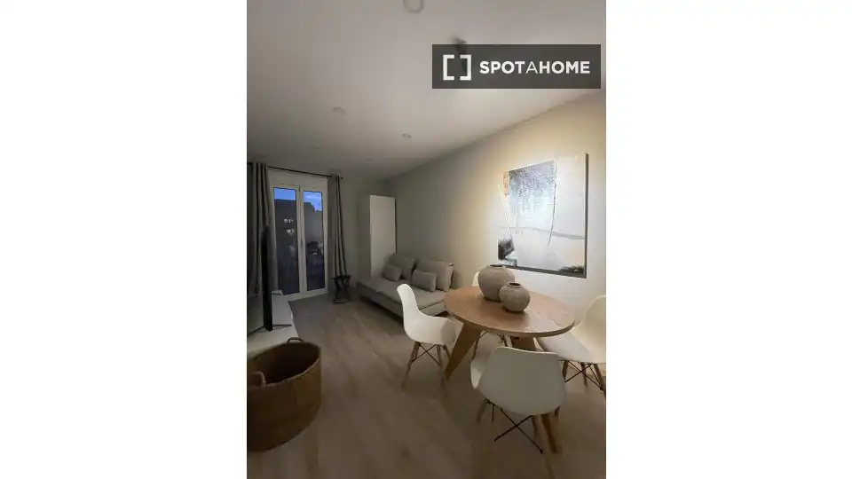 Schlafzimmer von Wohnung zur untervermieten in L'Hospitalet de Llobregat mit Klimaanlage, Heizung und Terrasse