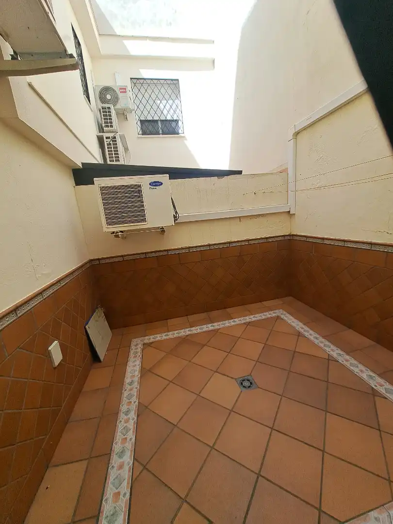Terrassa de Casa o xalet en venda en Dos Hermanas amb Aire condicionat, Terrassa i Forn