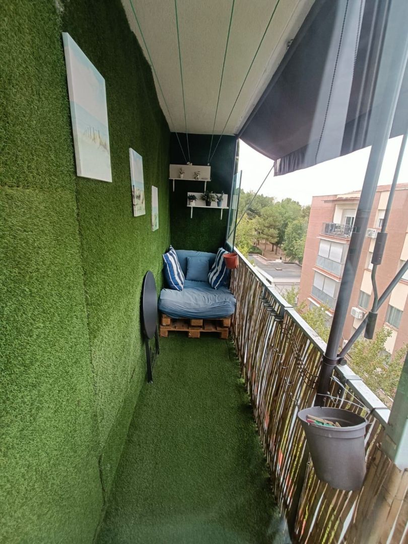 Balcony of Flat for sale in  Madrid Capital  with Air Conditioner, Heating and Parquet flooring