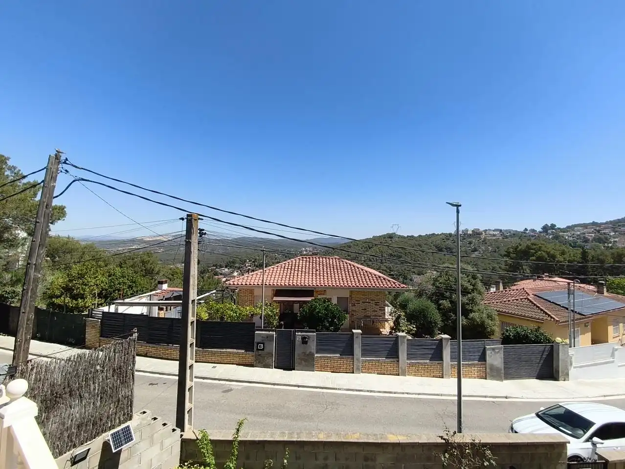 Außenansicht von Haus oder Chalet zum Verkauf in Canyelles mit Heizung, Privatgarten und Terrasse