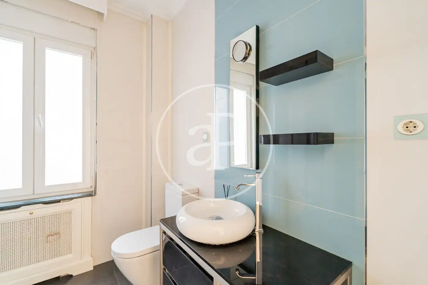 Baño de Piso en venta en Madrid con Aire acondicionado y Calefacción